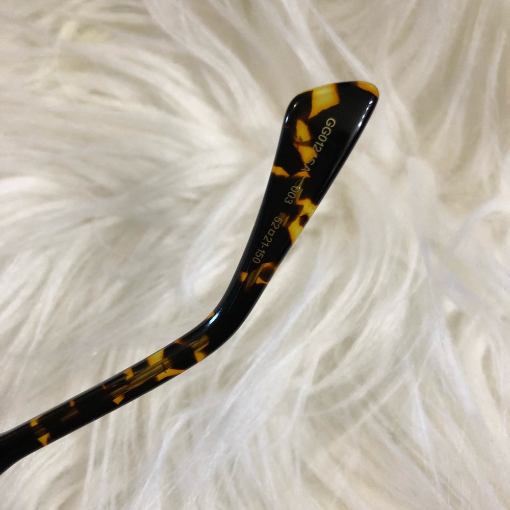 Gucci Round Sunglasses - Picture 6 of 8
